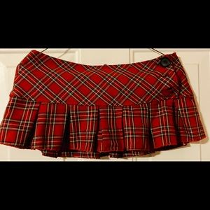 Ladies ultra mini skirt red plaid